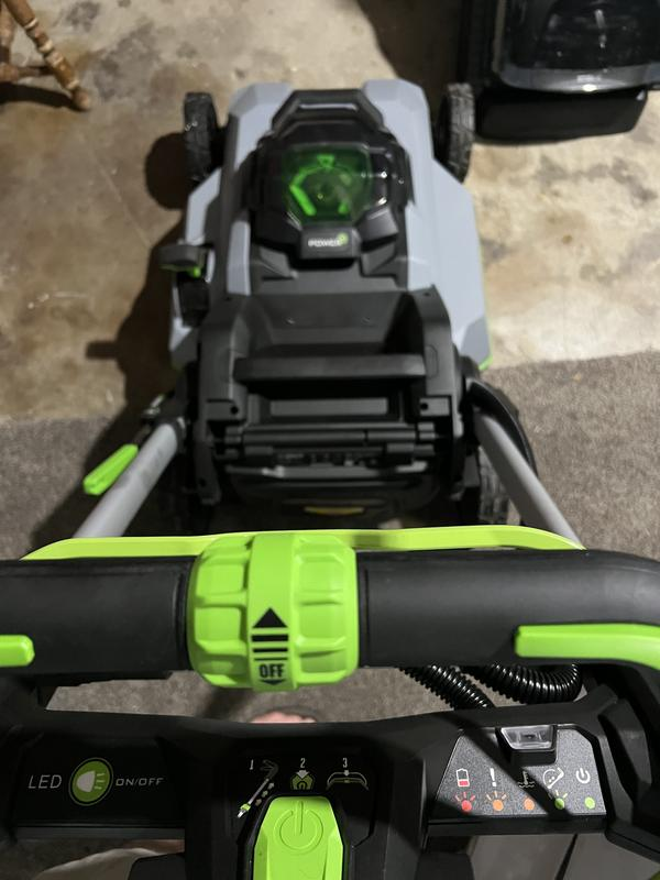Touch Drive speed dial and LED control panel up close